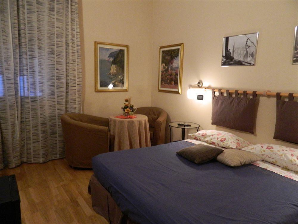 Hotel Osteria San Giuseppe à Ceriano Laghetto Extérieur photo